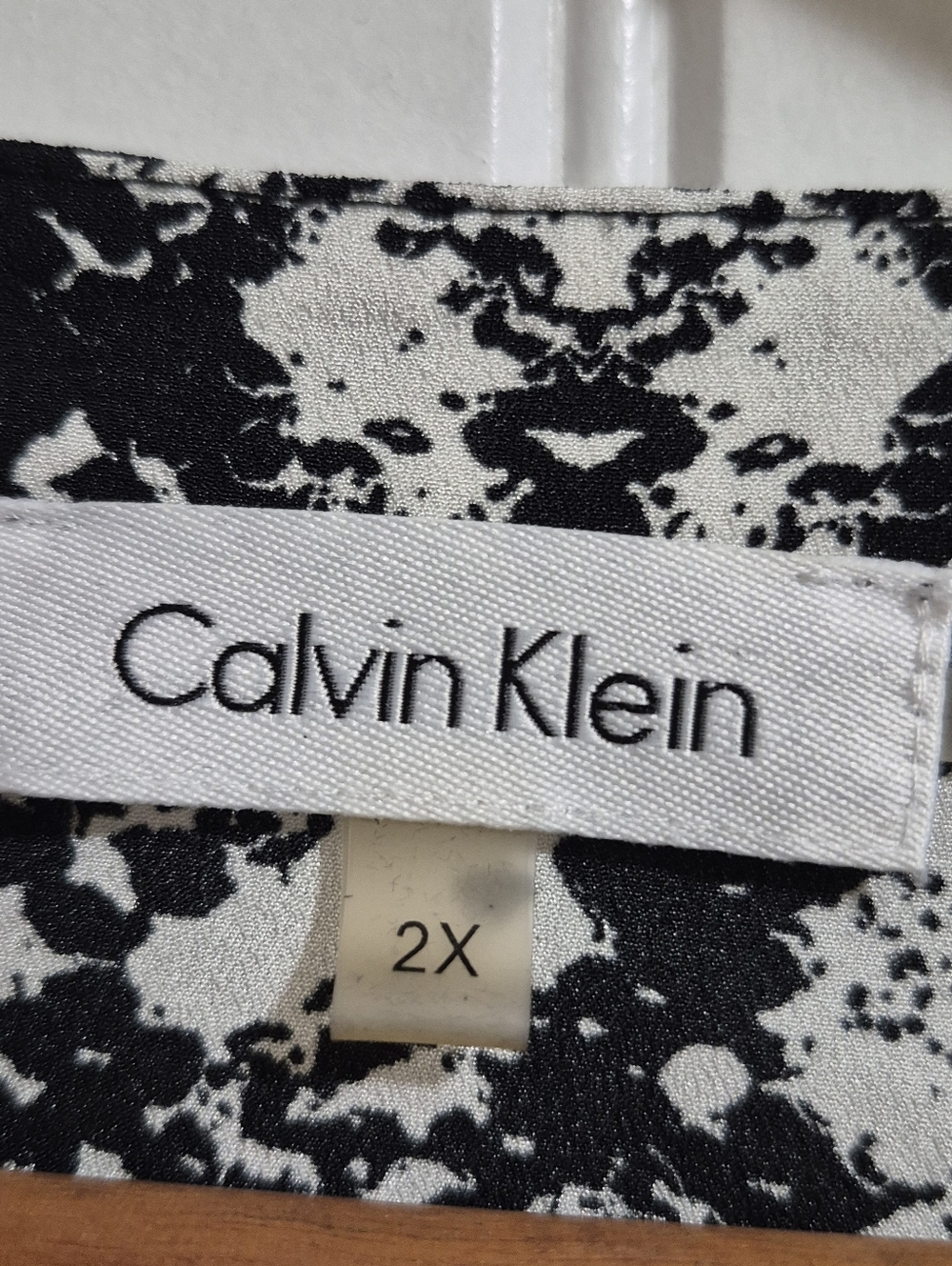 Womens Plus Calvin Klein Blouse Size 2X - Picture 3 of 3